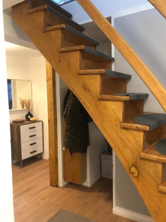 Gemuetliches Einfamilienhaus In Gera Mit 3 Schlafzimmern Mit Garten Und Parkplatz Екстер'єр фото